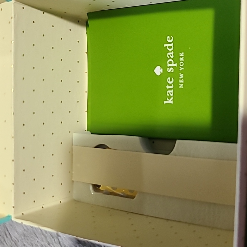 Kate Spade activity tracker - Picture 7 of 9